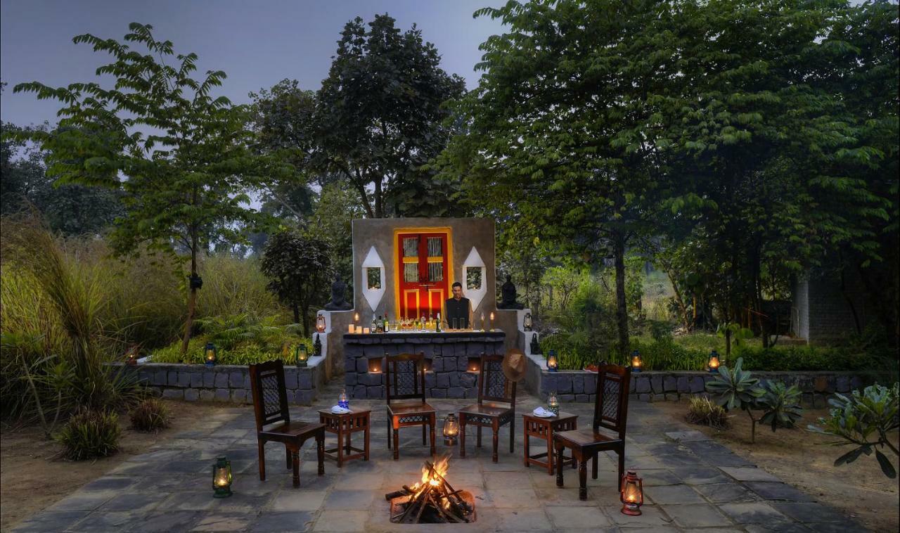 Courtyard House 호텔 Kānha 외부 사진